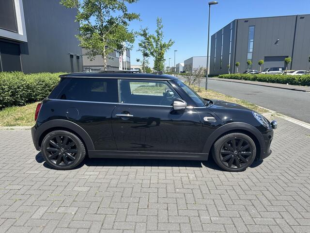 Mini COOPER 1.5 Chili Business Pano, Leder, Navi, LED, ECC