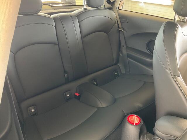 Mini COOPER Mini 1.5 Automaat Classic Trim Airco Cr-Control Led-verlichting