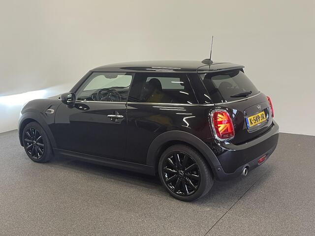 Mini COOPER Mini 1.5 Chili Airco Navi Carplay Full LED PDC Digital Cockpit Adaptive Cruise Control 17" Cosmos Spoke Wheels