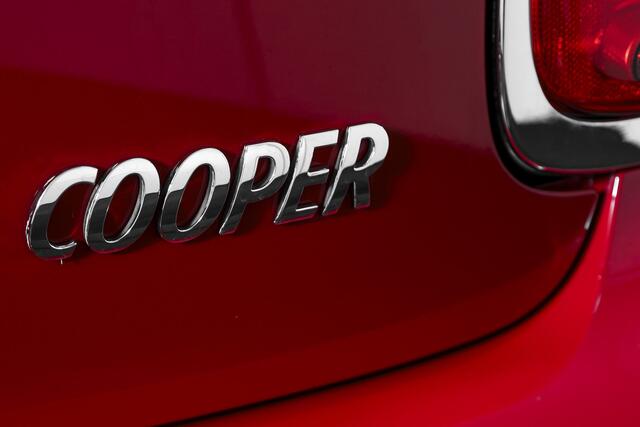 Mini COOPER Mini 1.5 135 PK Chili - JCW Trim | Cruise | Stoel-+Voorruitverw. | PDC | NAV | ECC | LM 17" |