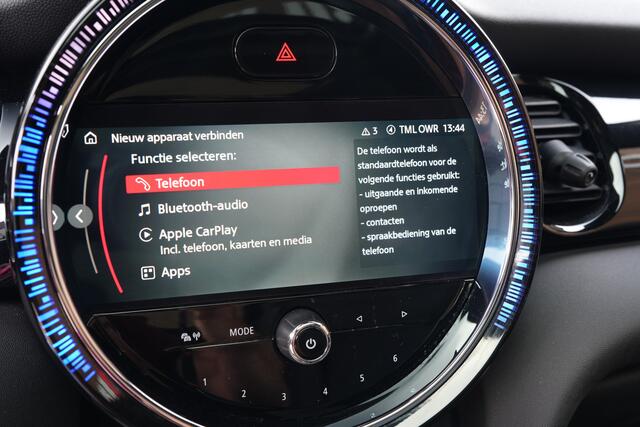Mini COOPER Mini 1.5 Camden Edition | Panoramadak | Apple Carplay | Parkeercamera | Leder |