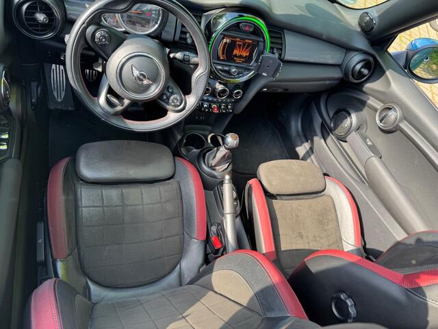 Mini COOPER Mini Cabrio 1.5 Pepper.JCW int,Led,camera,Head up ! Volle auto !