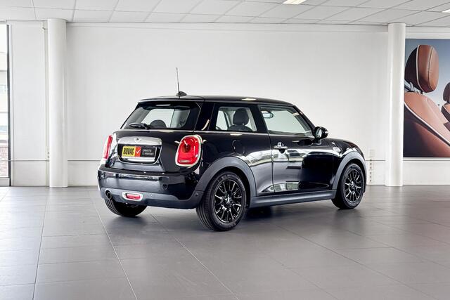 Mini COOPER 3-deurs 1.5 Cooper Business