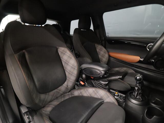 Mini COOPER Mini 1.5 Business Seven Edition [BLUETOOTH, NAVIGATIE, CRUISE, AIRCO, NIEUWSTAAT]