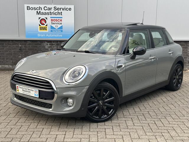 Mini COOPER 1.5 Pano | Leer | Nardo Grey | Adaptiv Cruise | Xenon | LED | 1ste Eigenaar | Keurig onderhouden | Interesse, Proefrit? Bel of app met: 06-24 28 28 42