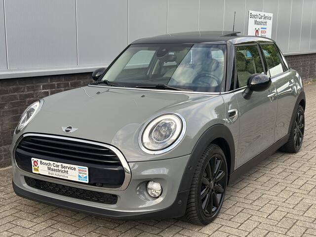 Mini COOPER 1.5 Pano | Leer | Nardo Grey | Adaptiv Cruise | Xenon | LED | 1ste Eigenaar | Keurig onderhouden | Interesse, Proefrit? Bel of app met: 06-24 28 28 42