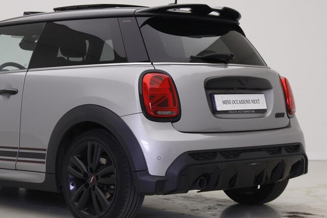 Mini COOPER 3-deurs Rockingham GT | John Cooper Works | Panoramadak | Lederen sportstoelen | Stoelverwarming | Voorruitverwarming | Achteruitrijcamera