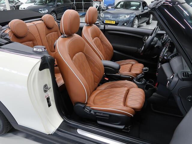Mini COOPER Mini Cabrio 1.5 Salt Business Automaat Leder bruin Diamond Stitch Airco NL-auto NAP Boekjes Sportvelgen zwart Sportstoelen Navigatie Nette auto