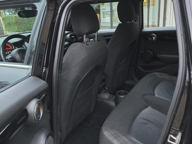 Mini COOPER Mini 1.5 CHILI | CLIMATE CONTROL | NAVIGATIE | SPORTSTOELEN | LED KOPLAMPEN | KEYLESS ENTRY | 17 INCH LM VELGEN |