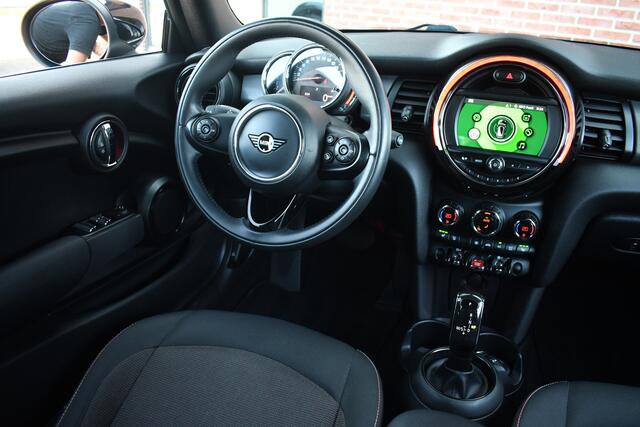 Mini COOPER Mini Cabrio 1.5 136pk 18inch-JCW LED DAB