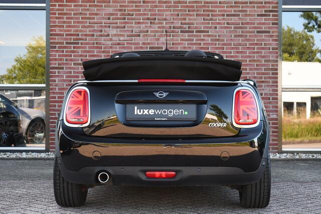 Mini COOPER Mini Cabrio 1.5 136pk 18inch-JCW LED DAB