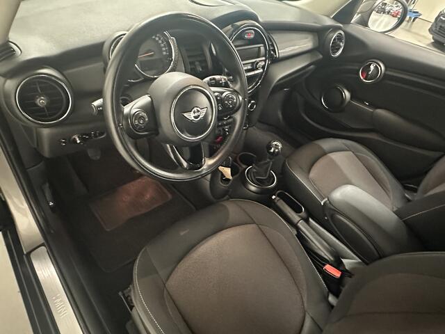 Mini COOPER Mini 1.5 Airco / Cruise / Elk.Pakket / Start-Stop