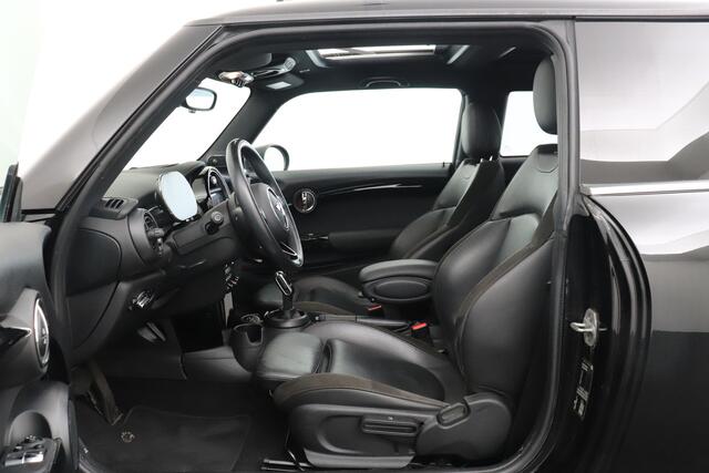 Mini COOPER 1.5 136 PK Aut. Classic Pano-Dak Harman&Kardon Union-Jack Pack