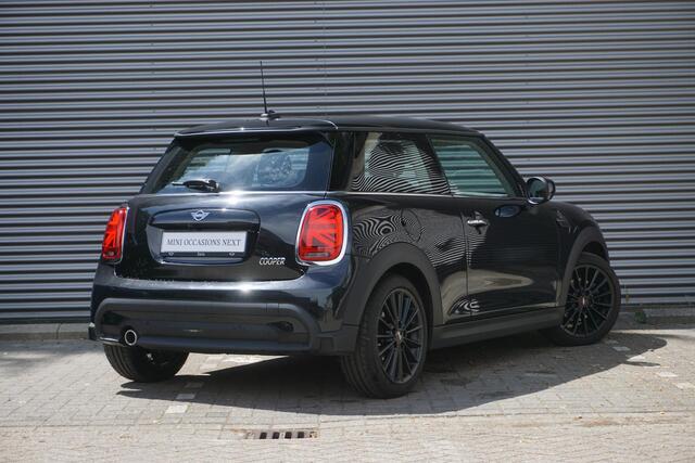 Mini COOPER 3-deurs C Automaat | Essential Uitvoering | Premium Go Pakket | Park Distance Control achter | Driving Assistant | Elektrisch verwarmde voorstoelen | Apple Carplay