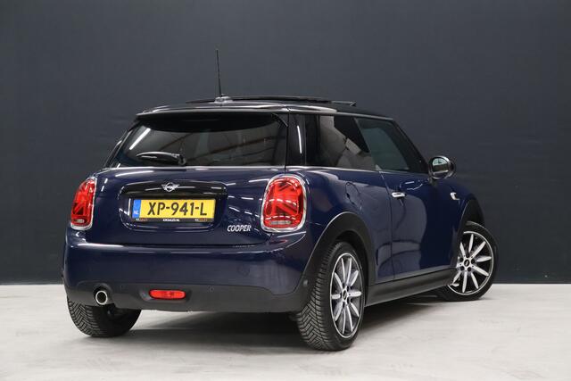 Mini COOPER Mini 1.5 Chili [SCHUIFDAK, APPLE CARPLAY, STOELVERWARMING, PARKEERSENSOR, CRUISE CONTROL, NIEUWSTAAT]