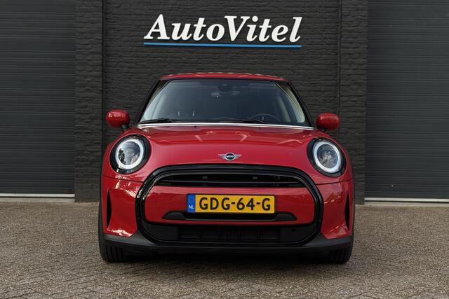 Mini COOPER 1.5 136pk | Sportstoelen | NAVI + | Led | Carplay | DAB | Stoelverwarming | Fabrieksgarantie | 12000KM!