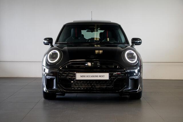 Mini COOPER 3-deurs 1.5 C John Cooper Works M MINI 3-deurs 1.5 Cooper C John Cooper Works | Glazen Panoramadak | Headup display | Driving Assistant | Summer Sale 100
