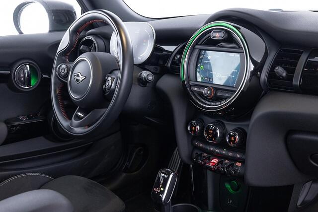 Mini COOPER Mini 1.5 Business Edition Dalston JCW Automaat | John Cooper Works pakket |