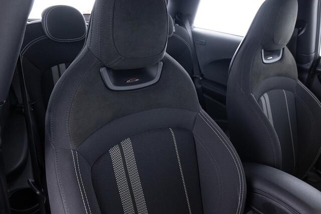 Mini COOPER Mini 1.5 Business Edition Dalston JCW Automaat | John Cooper Works pakket |