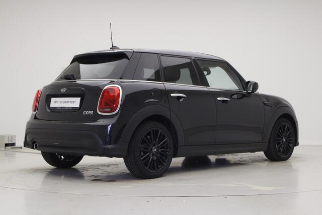 Mini COOPER 5-deurs Camden | Panorama | Leder | Camera | Stoelverwarming | Comfort Acces