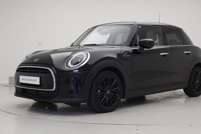 Mini COOPER 5-deurs Camden | Panorama | Leder | Camera | Stoelverwarming | Comfort Acces