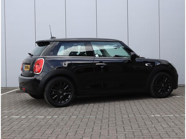 Mini COOPER | BOVAG-garantie | Cruise Control | 15" | Navigatie | Org. NL