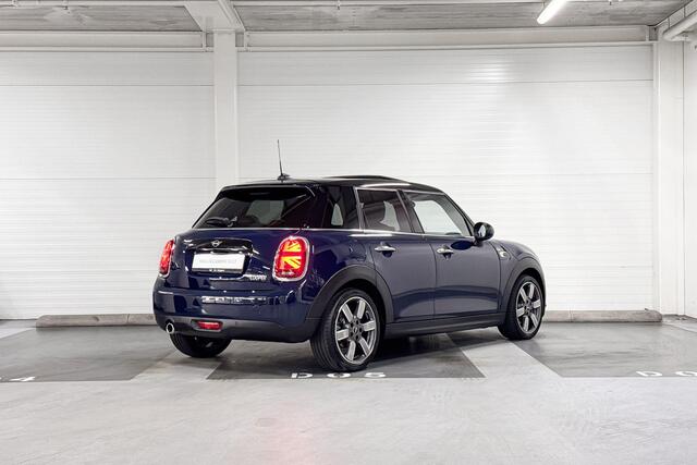 Mini COOPER 5-deurs 1.5 60 Years Edition | Harman Kardon | Stoelverwarming | Panoramadak