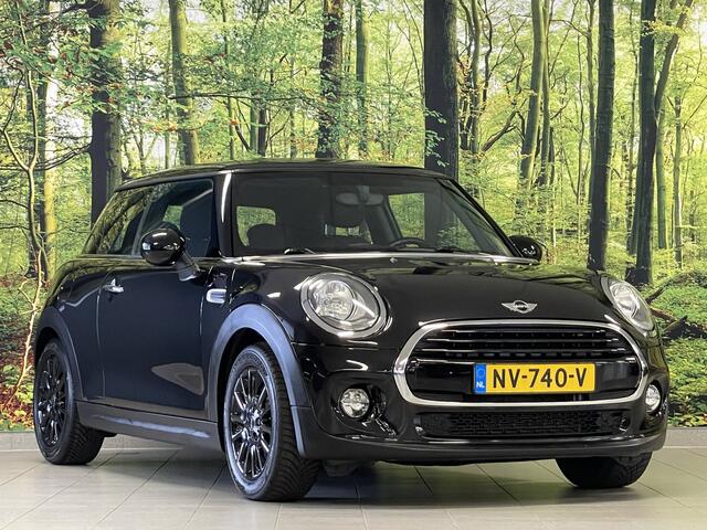 Mini COOPER Mini 1.5 Business | Cruise Control | Airconditioning | Lichtmetaal 16'' | Radio/Cd | Navigatie | Multifunctioneel Stuurwiel |