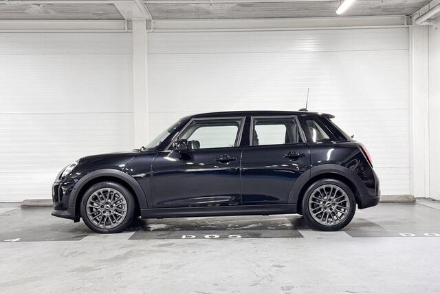 Mini COOPER 5-deurs 1.5 C Classic | Stoelverwarming | Achteruitrijcamera | Head-Up Display