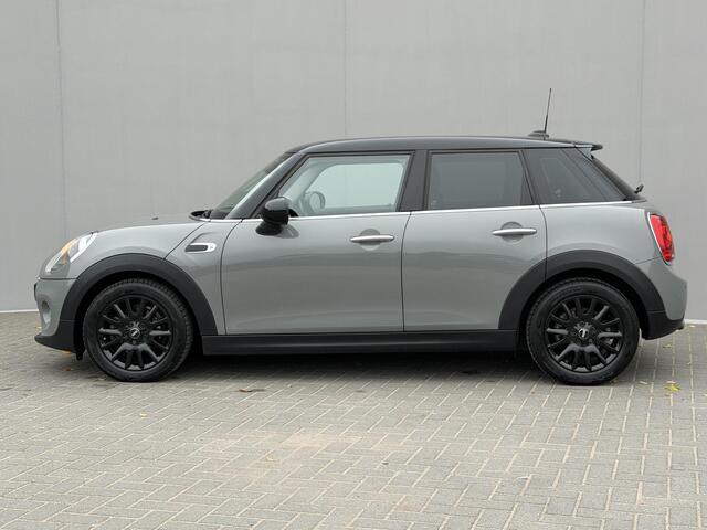 Mini COOPER Mini 1.5 Salt / Navigatie / Cruise control / Stoelverwarming /