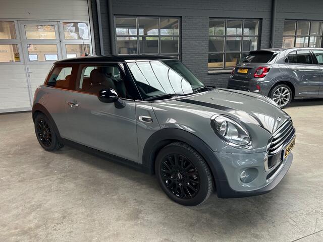 Mini COOPER 1.5 COOPER PEPPER / Navi / Cruise