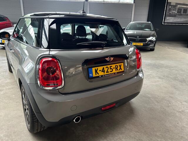 Mini COOPER 1.5 COOPER PEPPER / Navi / Cruise