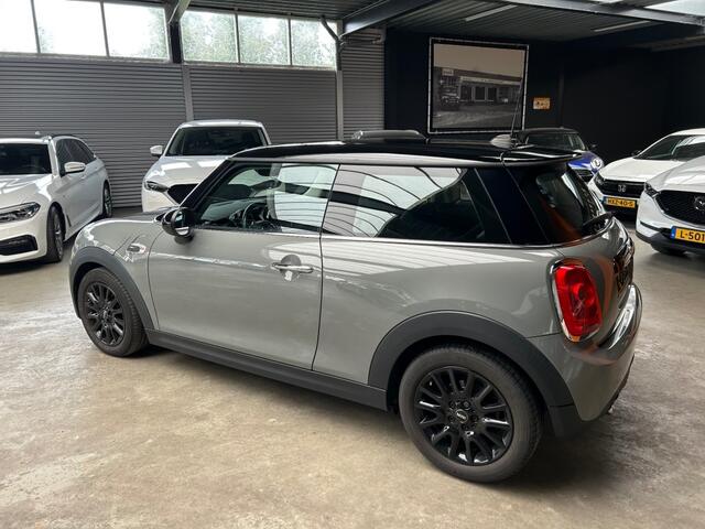 Mini COOPER 1.5 COOPER PEPPER / Navi / Cruise