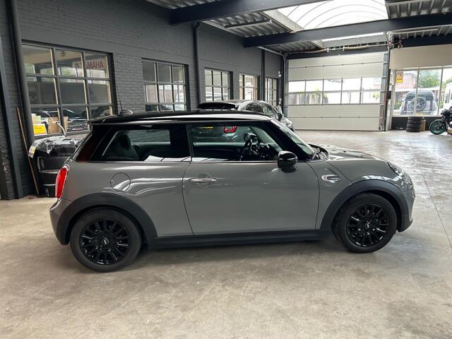 Mini COOPER 1.5 COOPER PEPPER / Navi / Cruise