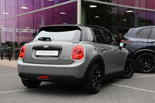 Mini COOPER Hatchback Pepper / Panoramadak / LED / Comfort Access / Navigatie Professional / Cruise Control