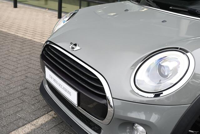 Mini COOPER Hatchback Pepper / Panoramadak / LED / Comfort Access / Navigatie Professional / Cruise Control