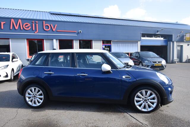 Mini COOPER Mini 1.5 Serious Business , NAVI , CR CONTR , AIRCO , LMV17 , PDC A ,