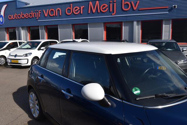 Mini COOPER Mini 1.5 Serious Business , NAVI , CR CONTR , AIRCO , LMV17 , PDC A ,