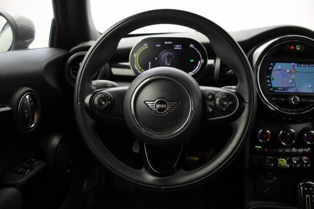 Mini COOPER Electric Essential 33 kWh - Half Leer, Cruise, Navi, Stoelverw. SOH 96%