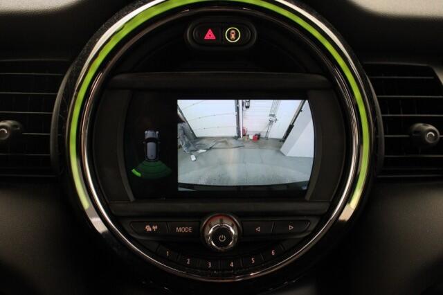 Mini COOPER Electric Essential 33 kWh - Half Leer, Cruise, Navi, Stoelverw. SOH 96%
