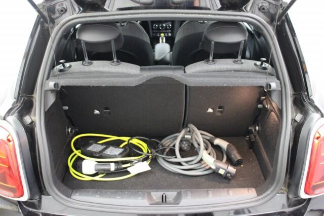 Mini COOPER Electric Essential 33 kWh - Half Leer, Cruise, Navi, Stoelverw. SOH 96%