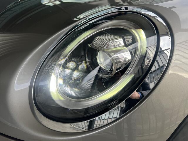 Mini COOPER Mini 1.5 Dalston Edition | AUTOMAAT | LEDER | SCHUIF/KANTELDAK | CARPLAY/ANDROID | NAVI | CRUISE CONTROL | LMV 17'' | PDC | STOELVERWARMING | KEYLESS | LED | BLUETOOTH