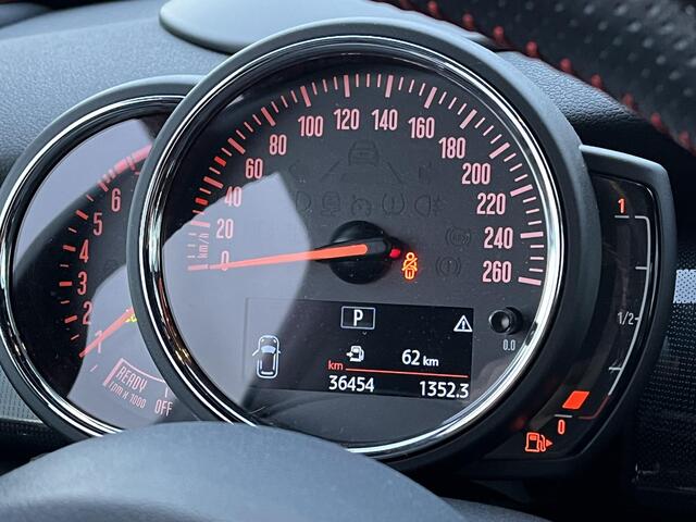 Mini COOPER Mini 1.5 Aut JCW pakket | Harman Kardon | HUD | Stoelverwarming | Sportstoelen | Supercompleet!