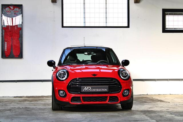 Mini COOPER Mini 1.5 Dalston Edition | JCW | Panoramadak | Apple Carplay | Harman Kardon | NL auto |