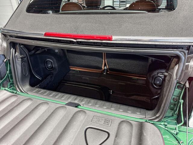 Mini COOPER Cabrio 1.5 Sidewalk Edition 17 Inch / Comfort Acces / Achteruitrij Camera / Windscherm / Stoelverwarming / Led Mistlampen / Led Koplampen / Adaptive Cruise Control / Harman Kardon / Head Up Display /