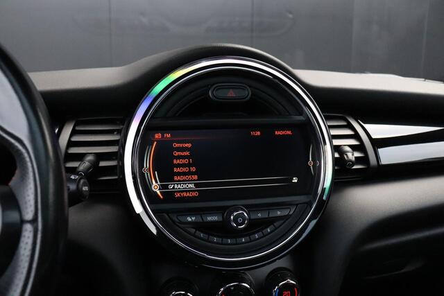 Mini COOPER Mini 1.5 136 PK Business | PANO-DAK | HALF LEDER | PDC | NAVI | CRUISE | AIRCO |
