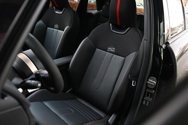 Mini COOPER Hatchback C Automaat / John Cooper Works / Pakket XL / 17" John Cooper Works Sprint Spoke Black