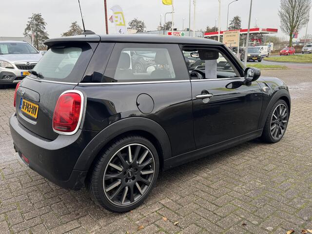 Mini COOPER Mini 1.5 100% dealer ond. incl. garantie en beurt | Navi | LMV | top staat! | airco | keyless
