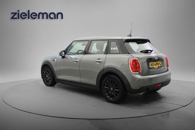 Mini COOPER 1.5 Cooper Business - Navi, Cruise