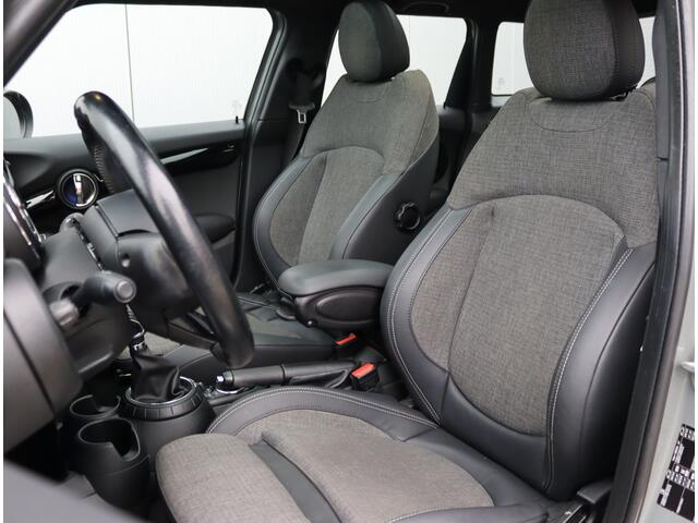 Mini COOPER Mini 1.5 Chili Serious Business | Panoramadak | Keyless | Head-up